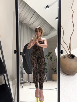 Москва (999)8369102