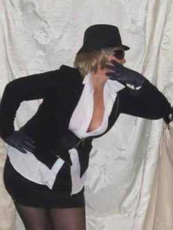 Санкт-Петербург (931)3681105 