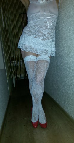 Оренбург (987)8879362 