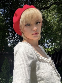 Москва (916)9079542