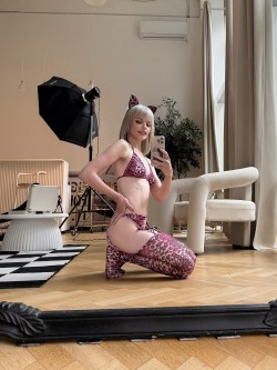 Москва (916)9079542