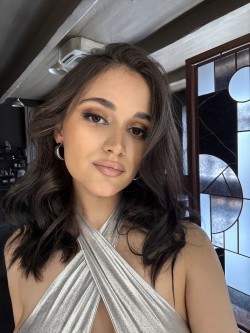 Москва (985)4725832