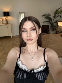 Москва (985)4725832 