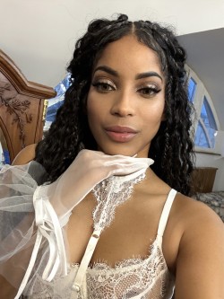 Москва (916)8079334 